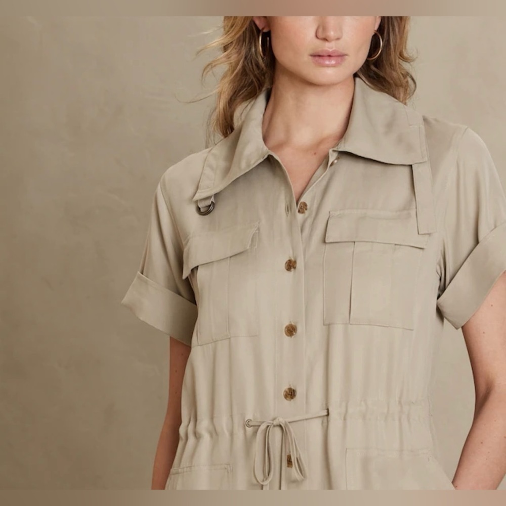NWT Banana Republic Utility Jumpsuit in Maverick Tan Size Large - Picture 3 of 15